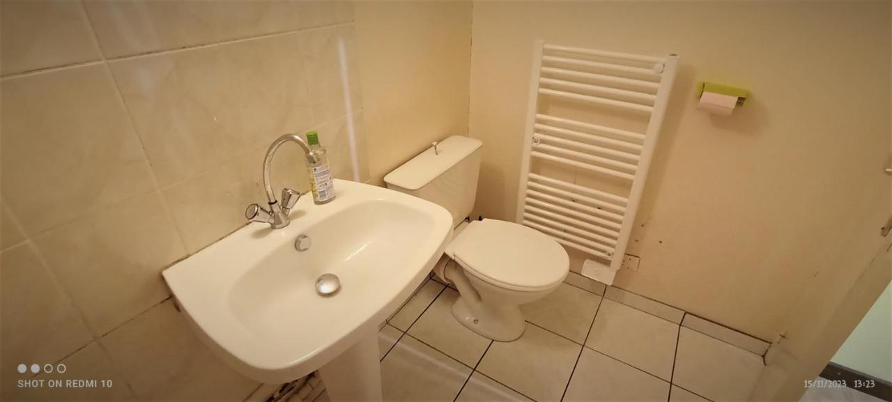 Appartement Au Calme Avec Wifi Limoges Ngoại thất bức ảnh